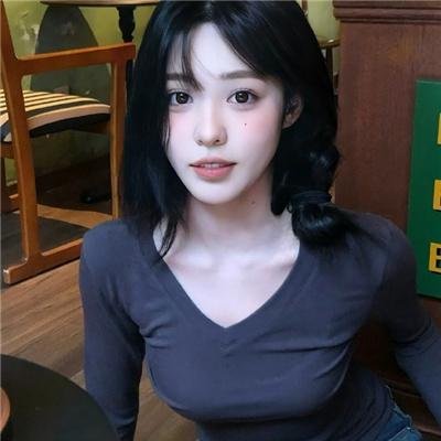 满船春色